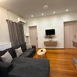 Isabellas\' Home